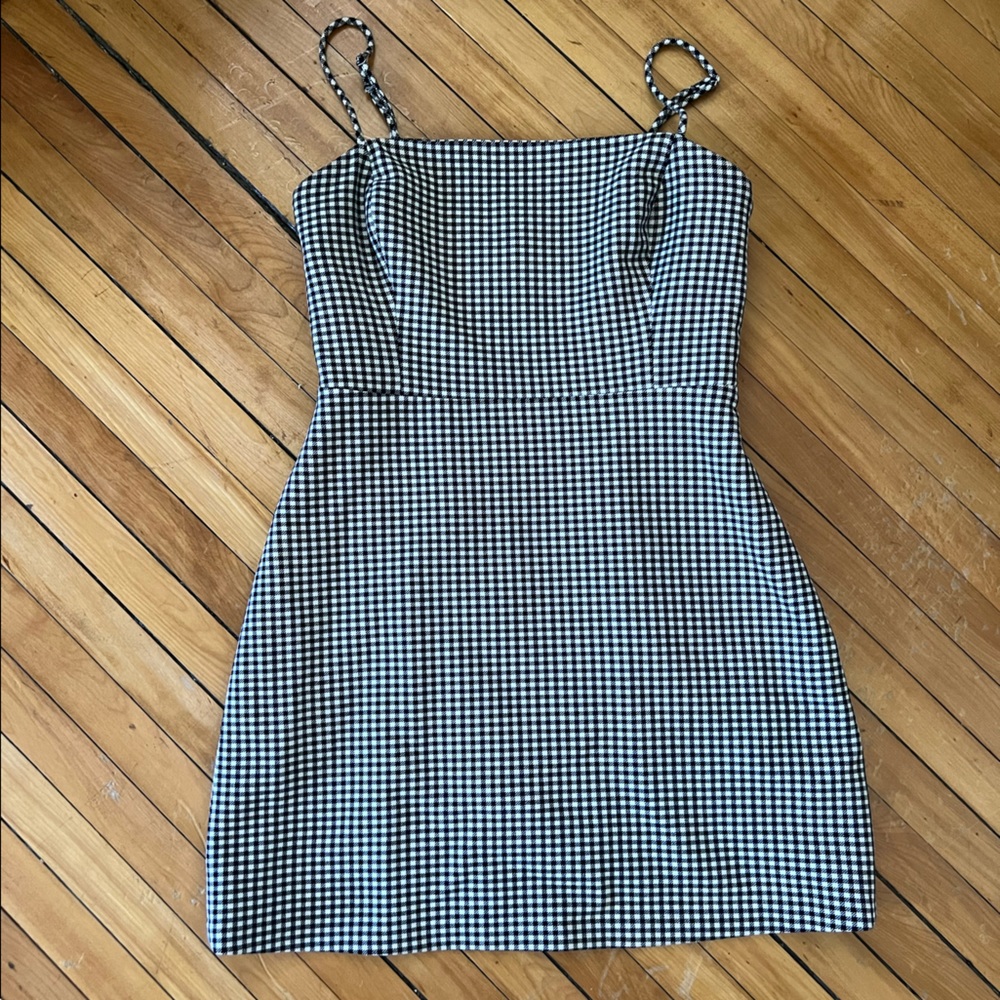 Aritzia Houndstooth mini Dress- size 6